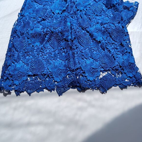 Cachet Sapphire Blue Lace Dress Large - Picture 7 of 14